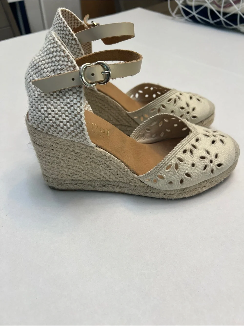N/A women’s maypol